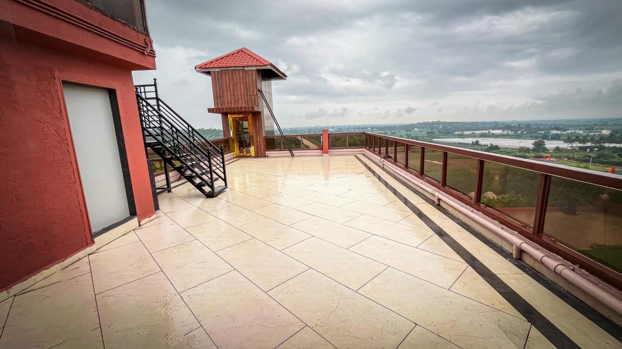 Regenta Bharti Amusement & Adventure Resort Pune, Urulikanchan Uruli Kānchān Zewnętrze zdjęcie